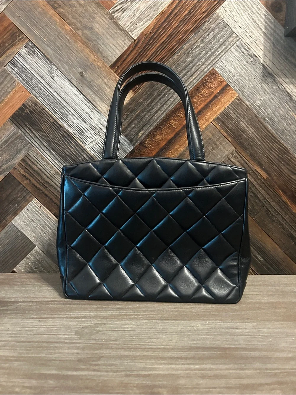 Vintage Chanel Lambskin Leather Turnlock Tote🎁